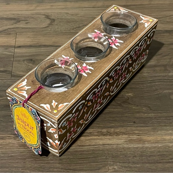 Jaipur in Bloom Wooden Handpainted Tealight Holder Floral - Picture 1 of 5